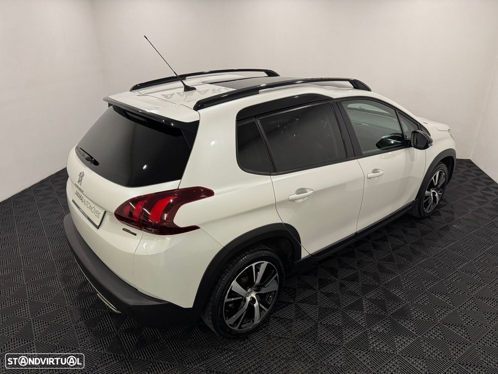 Peugeot 2008 1.6 BlueHDi GT Line - 28
