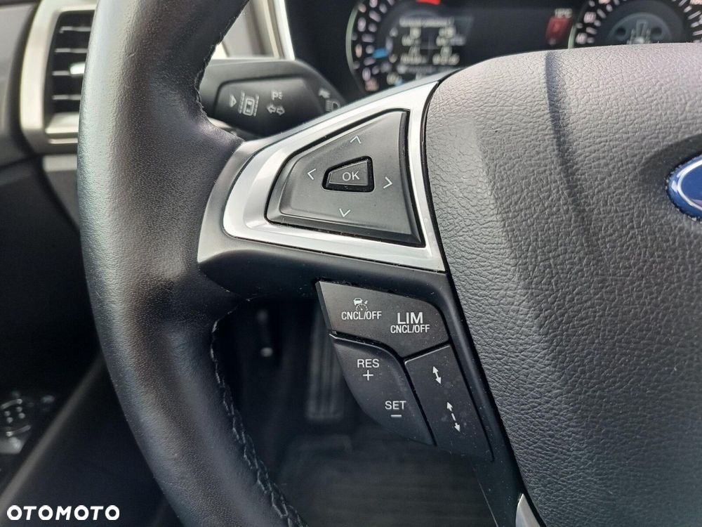 Ford Mondeo 2.0 EcoBlue Vignale - 25