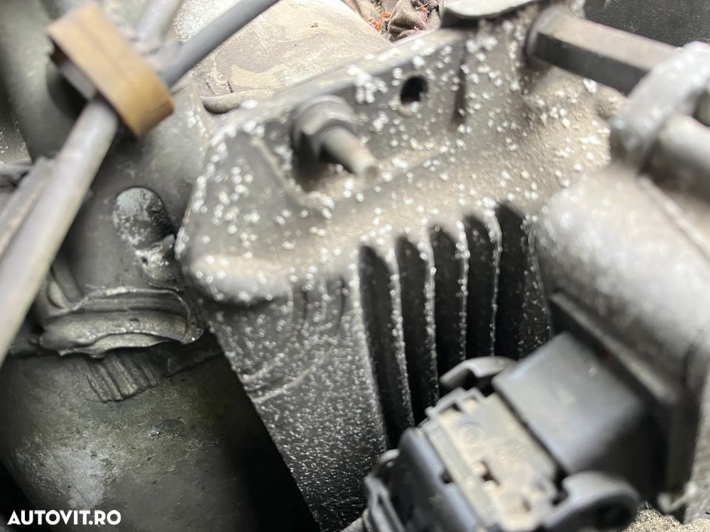 Kit pornire Dacia Logan II 2014 1,2 benzina 237102071R V42 Valeo - 10