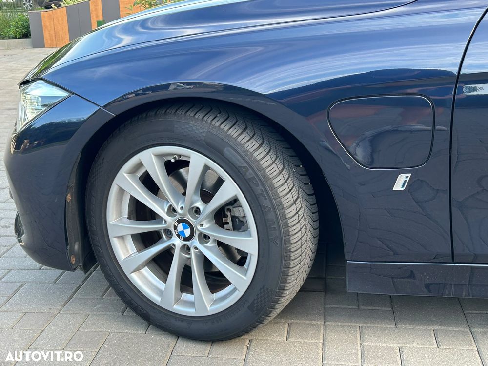 BMW Seria 3 330e iPerformance Luxury Line - 13