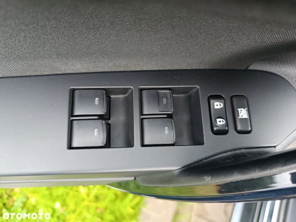 Toyota Auris - 30