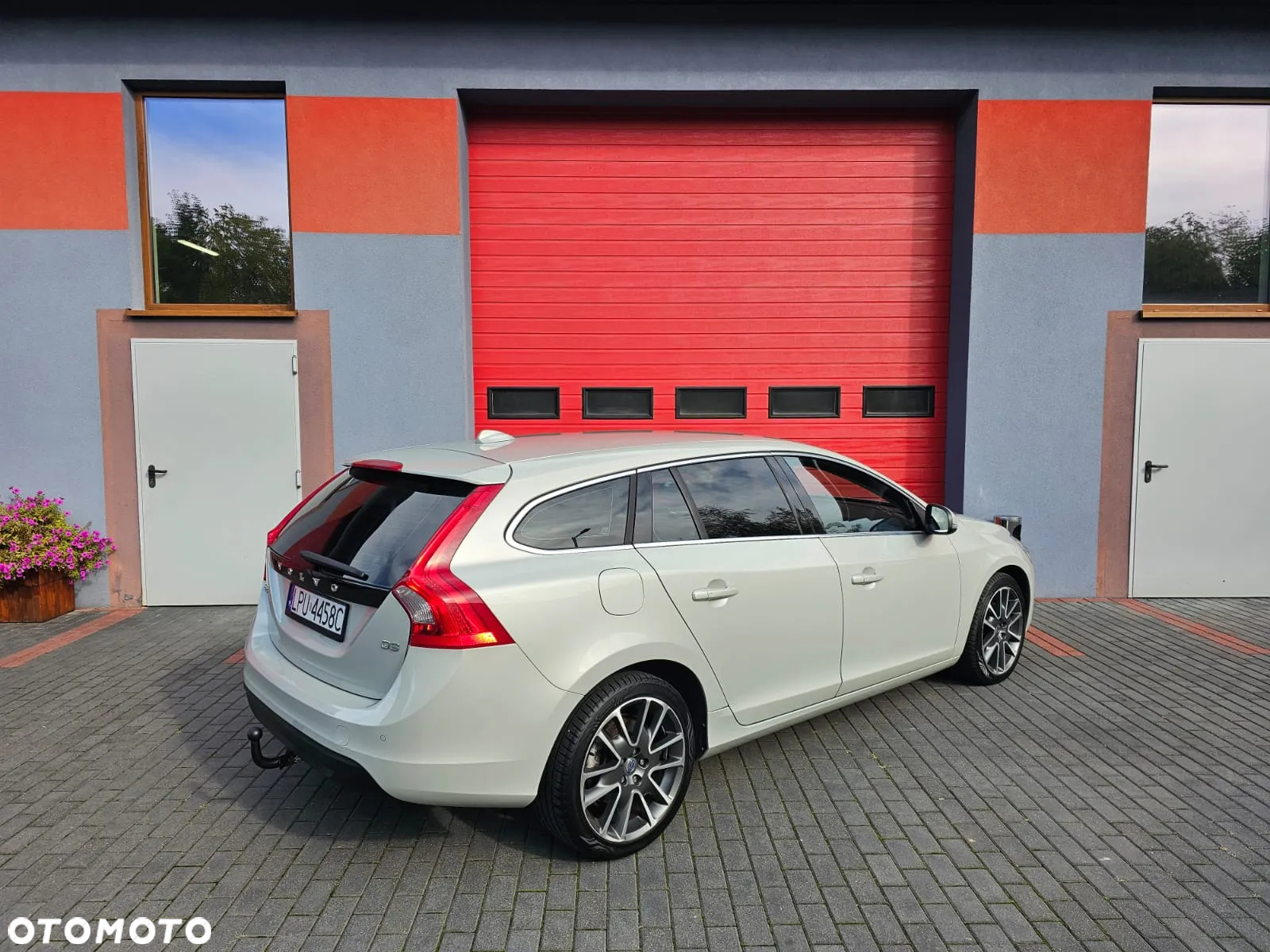 Volvo V60 D3 Geartronic Summum - 11