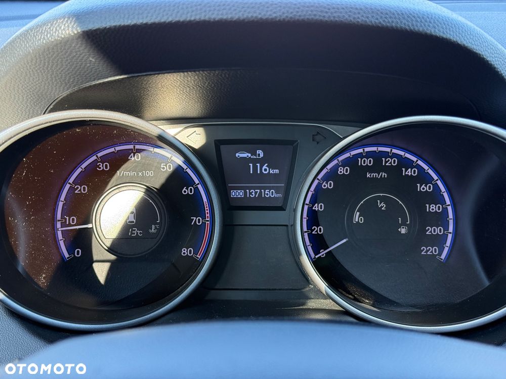 Hyundai ix35 2.0 4WD Premium - 24