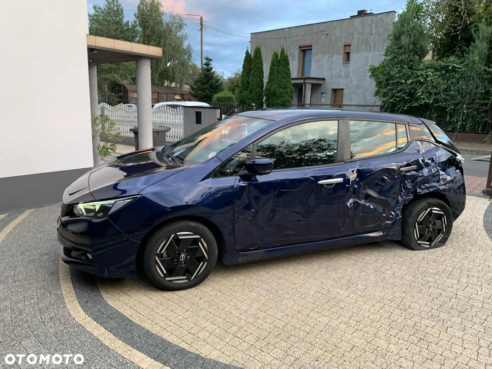Nissan Leaf 40 kWh TEKNA - 8