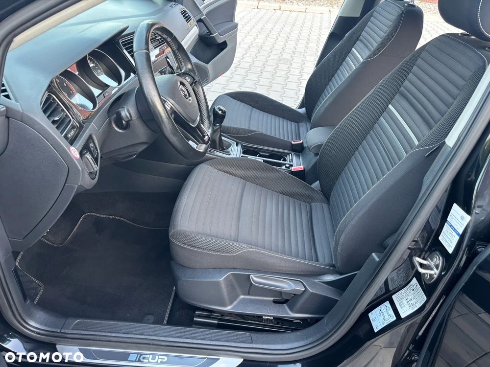 Volkswagen Golf 1.2 TSI BlueMotion Technology Cup - 14
