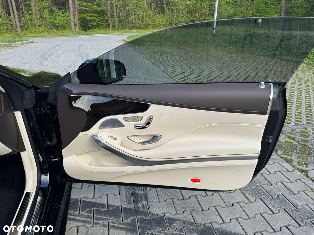 Mercedes-Benz Klasa S 560 Coupe 4-Matic 9G-TRONIC - 21