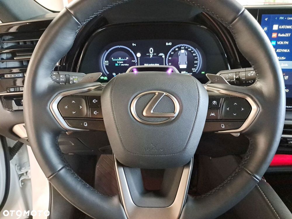 Lexus RX 450h+ Prestige - 24