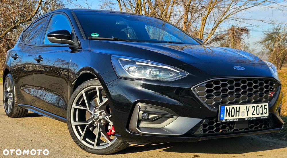 Ford Focus 2.3 EcoBoost S&S ST Edition - 19