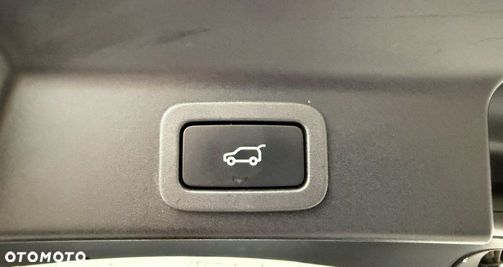 Jaguar F-Pace 25d AWD R-Sport - 37