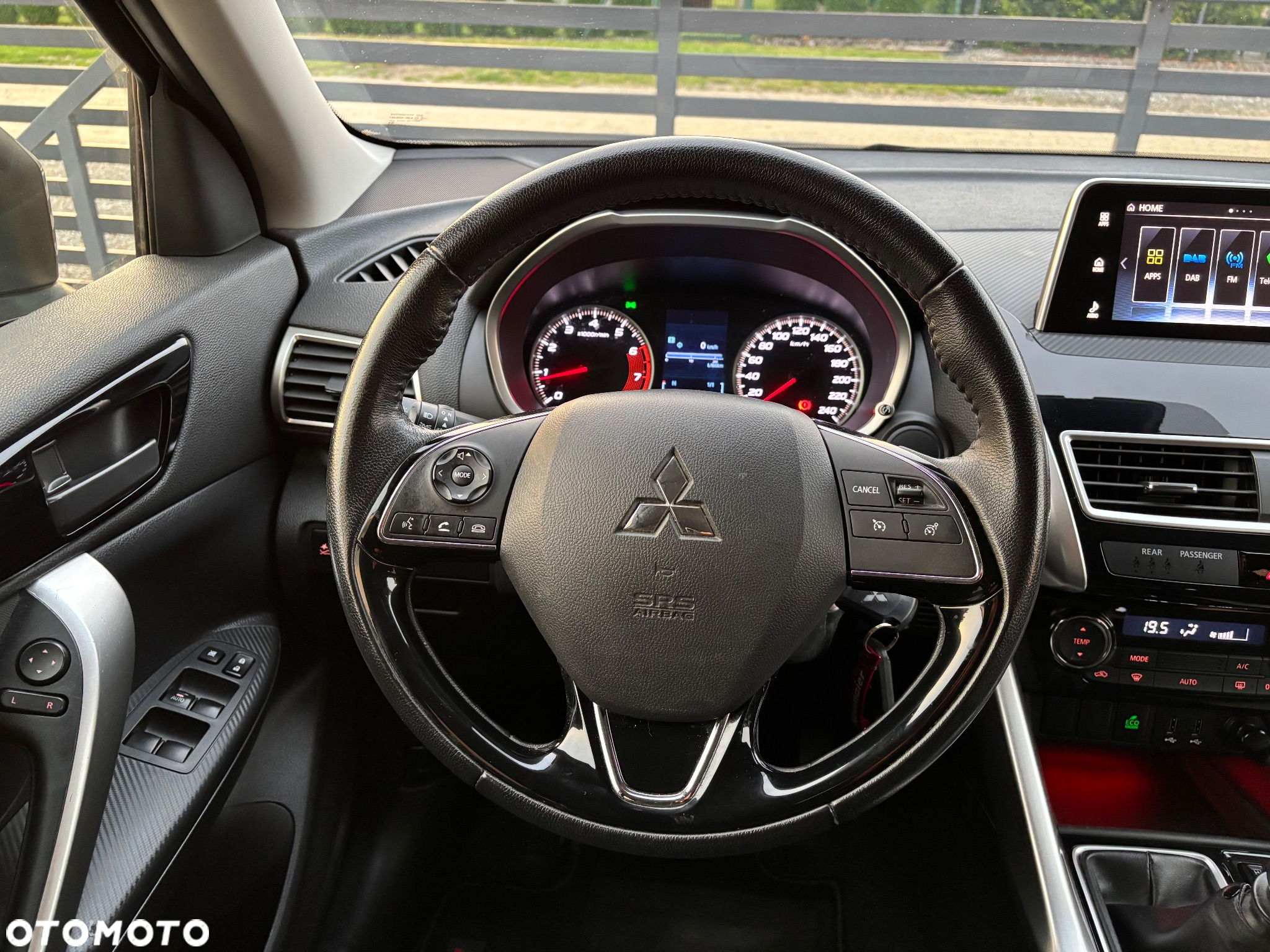 Mitsubishi Eclipse Cross 1.5 T Intense - 23