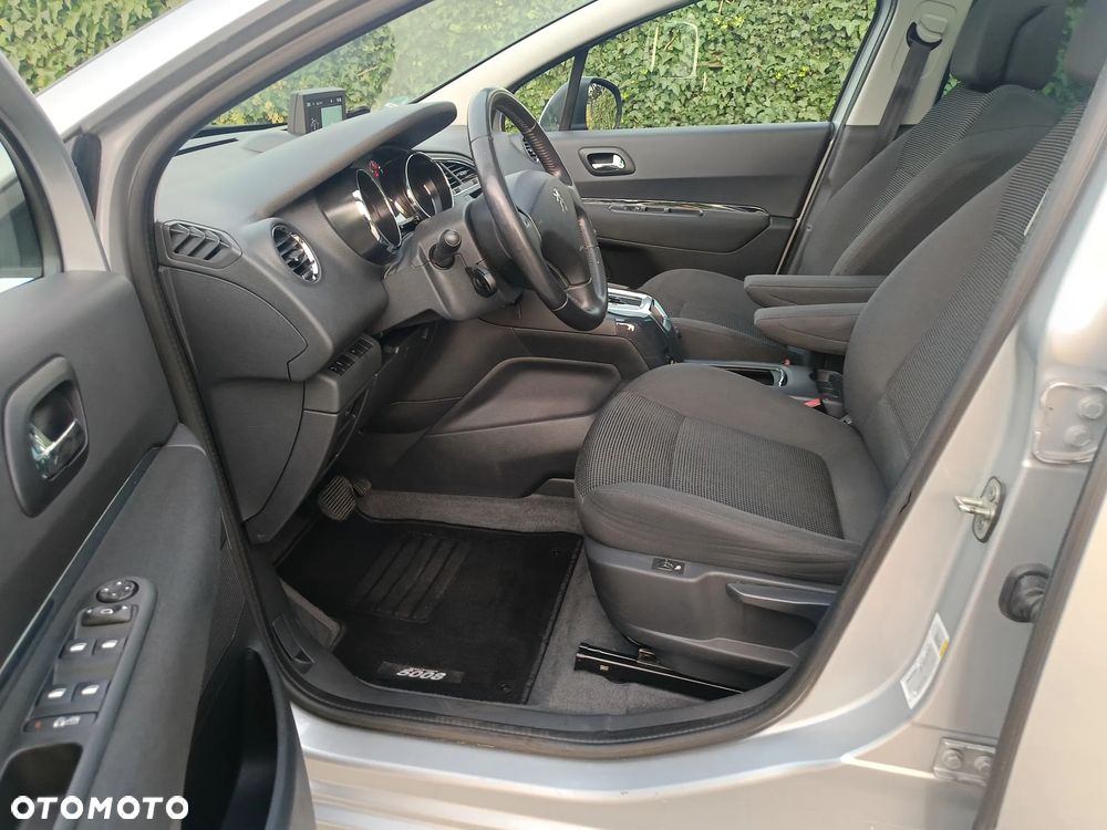 Peugeot 5008 HDI 160 Automatik Business-Line - 16