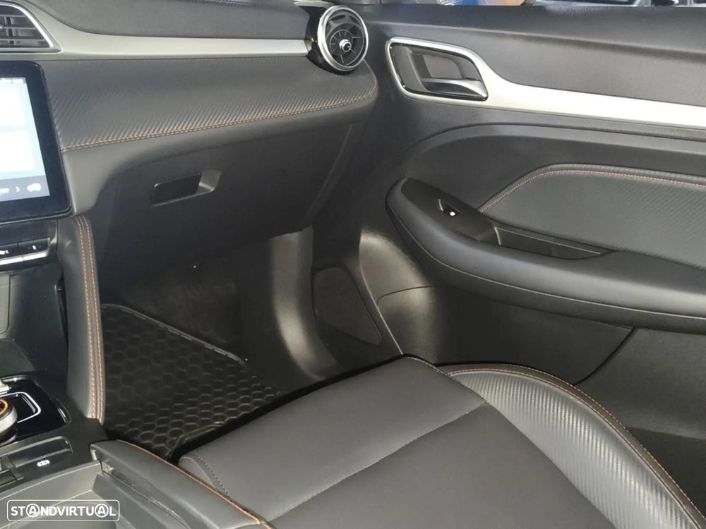 MG ZS EV 72.6 kWh Luxury - 21