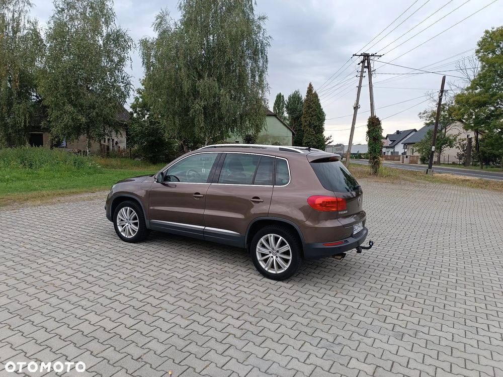Volkswagen Tiguan 1.4 TSI BlueMotion Technology Lounge Sport & Style - 4