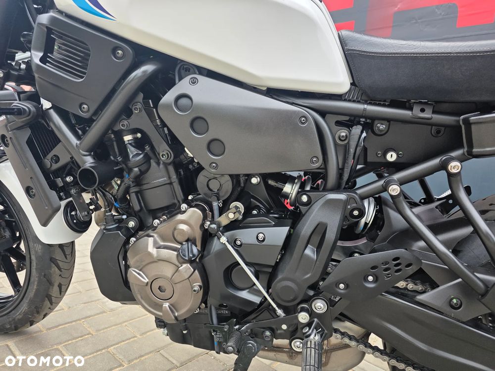Yamaha XSR - 10
