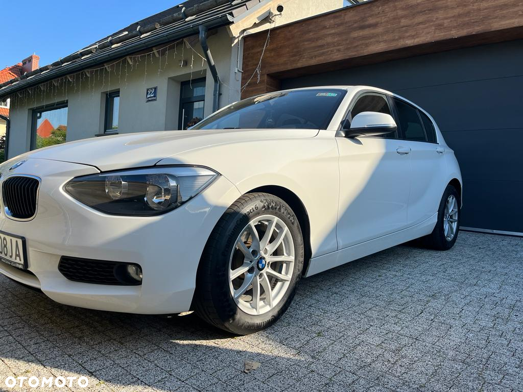 BMW Seria 1 114i - 10