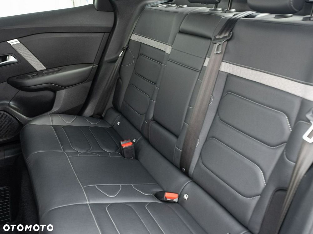 Citroën C4X EV136 50kWh Shine - 26