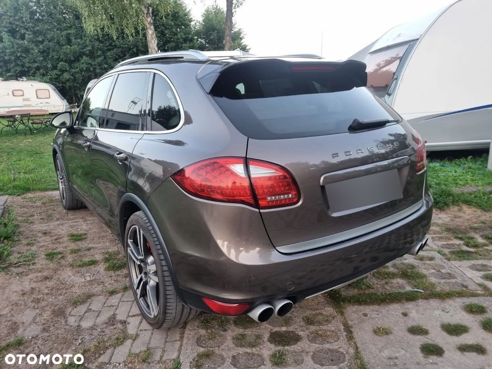 Porsche Cayenne - 12