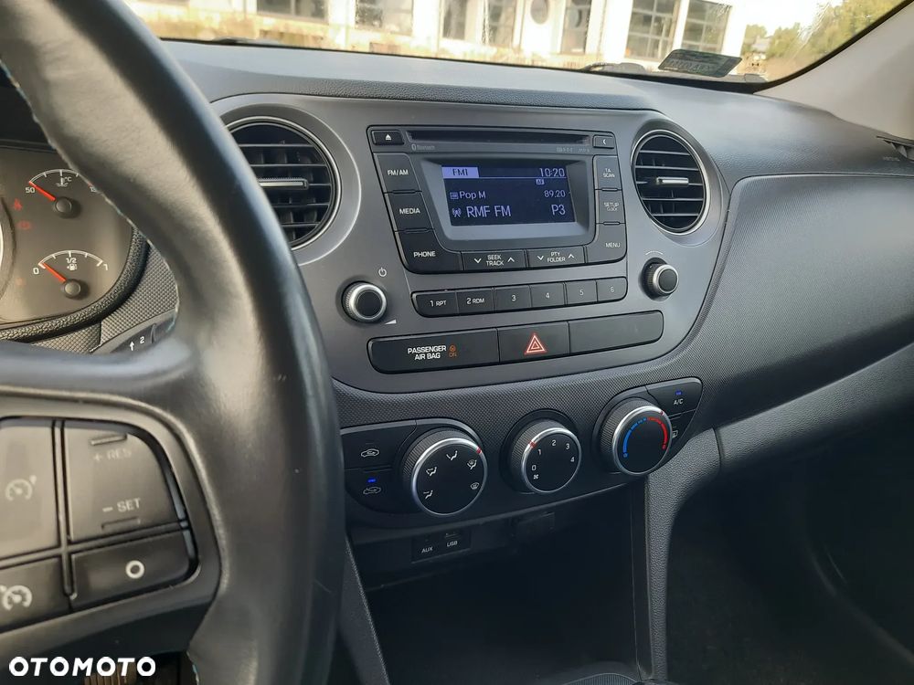 Hyundai i10 1.0 BlueDrive Comfort - 9