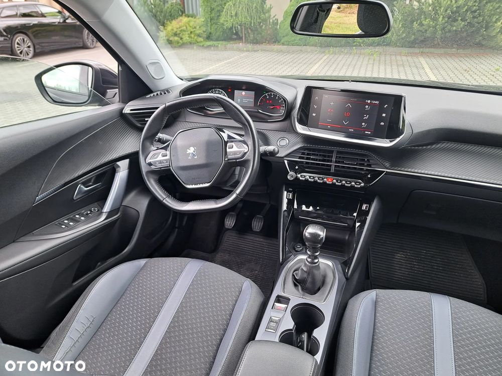 Peugeot 2008 1.2 Pure Tech GPF Active S&S - 14