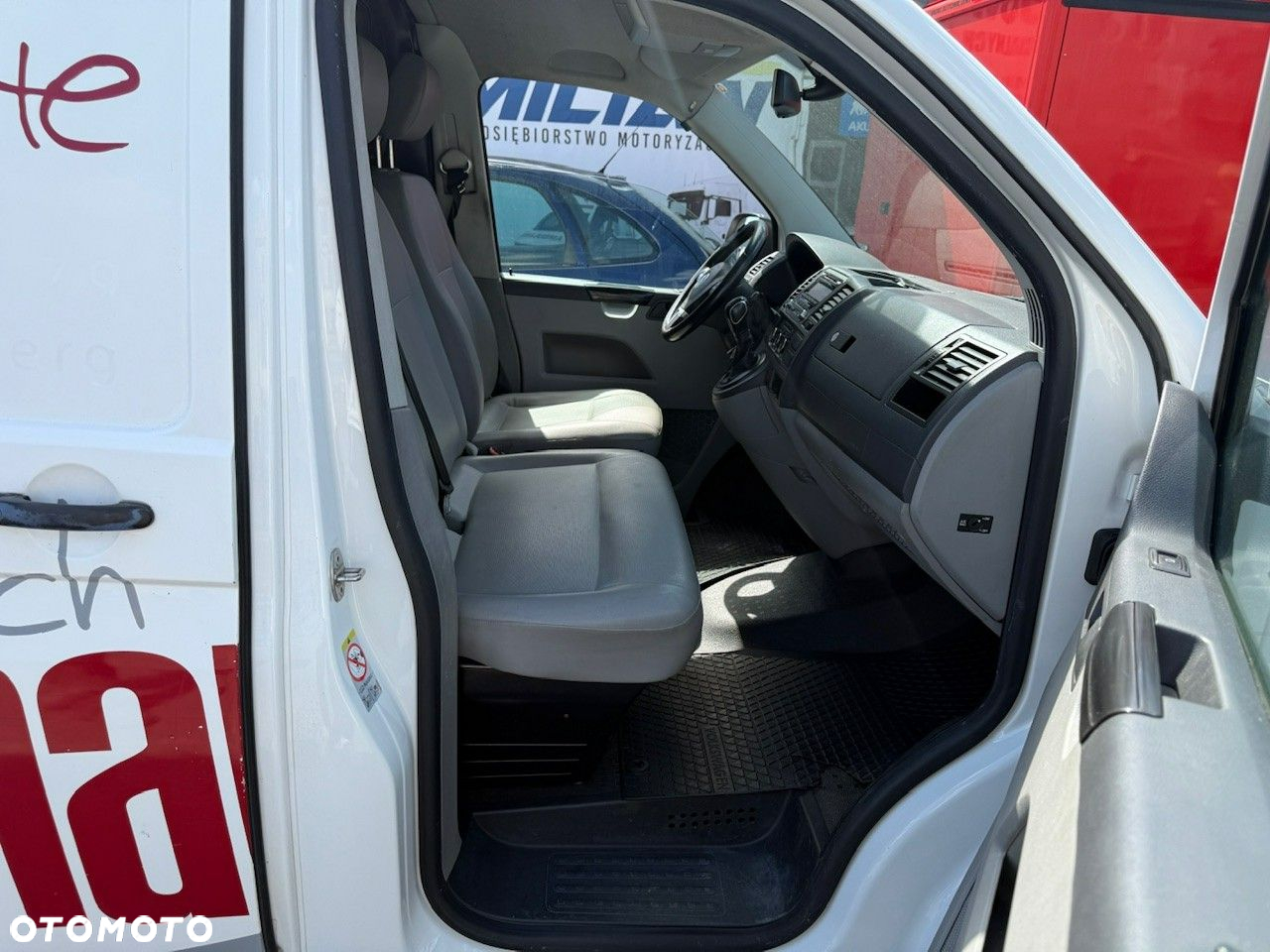 Volkswagen Transporter - 18