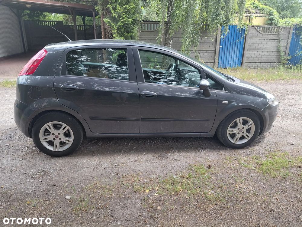 Fiat Grande Punto 1.6 Multijet 16V Emotion - 8