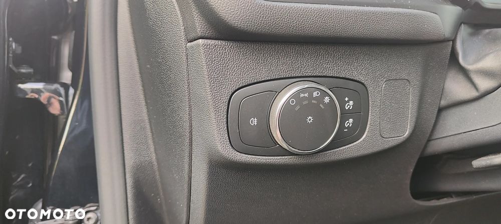 Ford Focus SW 1.5 EcoBlue S&S ST-LINE X - 24