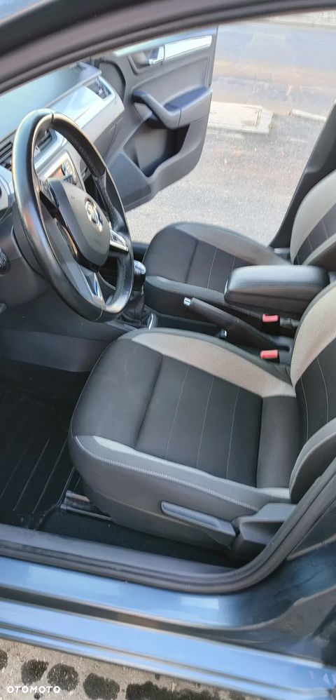 Skoda RAPID 1.0 TSI Ambition - 13