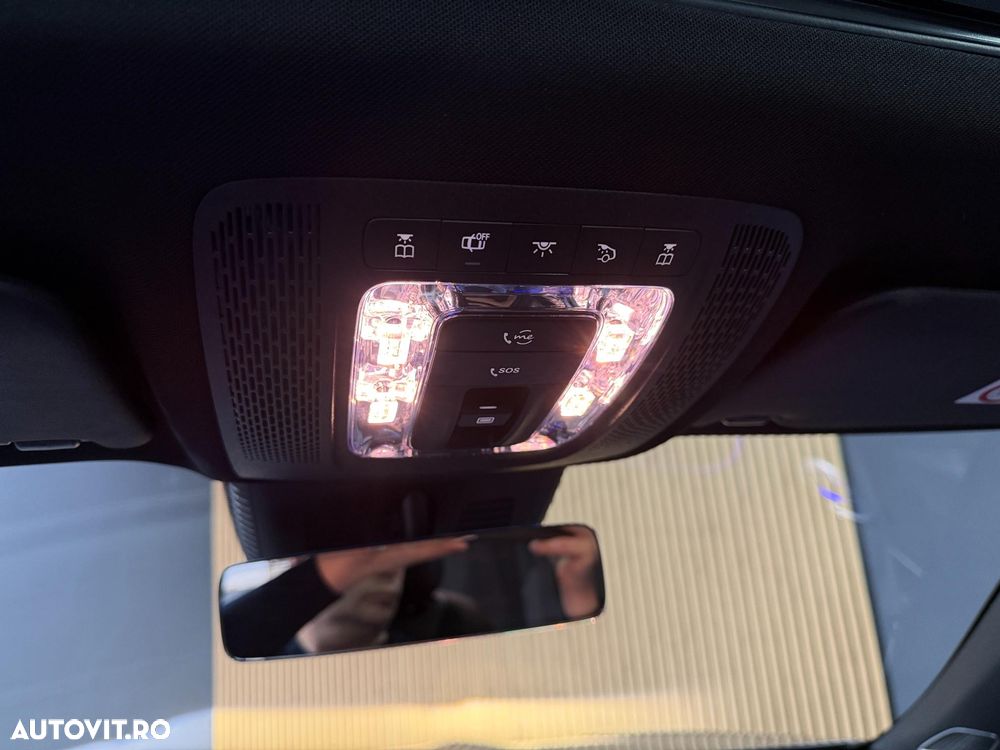 Mercedes-Benz GLB - 31