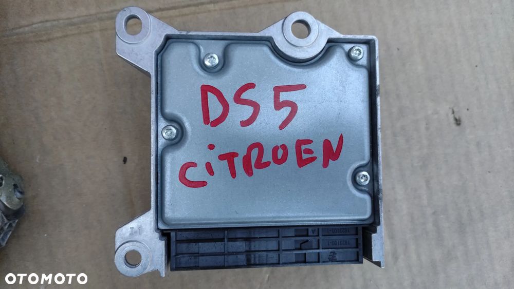 Deska rozdzielcza kokpit Citroen DS5 komplet - 22