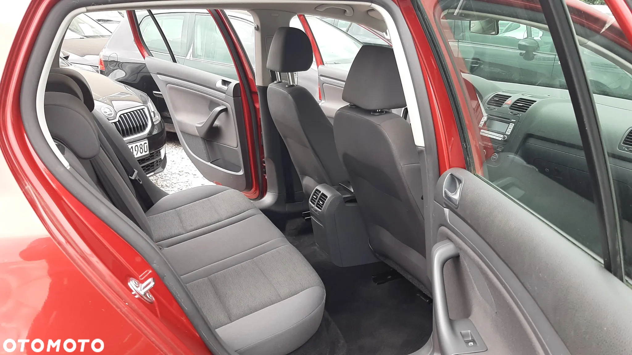 Volkswagen Golf 1.6 Team - 18