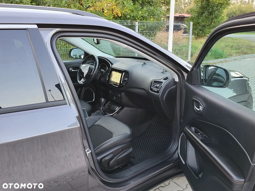 Jeep Compass 1.3 TMair Limited FWD S&S DDCT - 6
