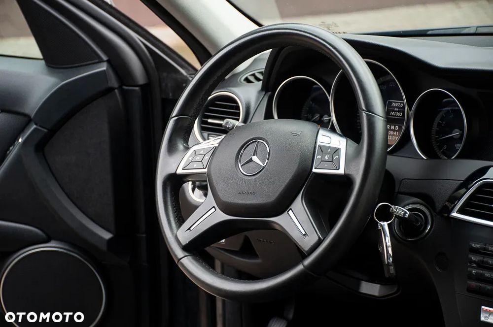 Mercedes-Benz Klasa C 180 Kompressor Automatik Avantgarde - 7