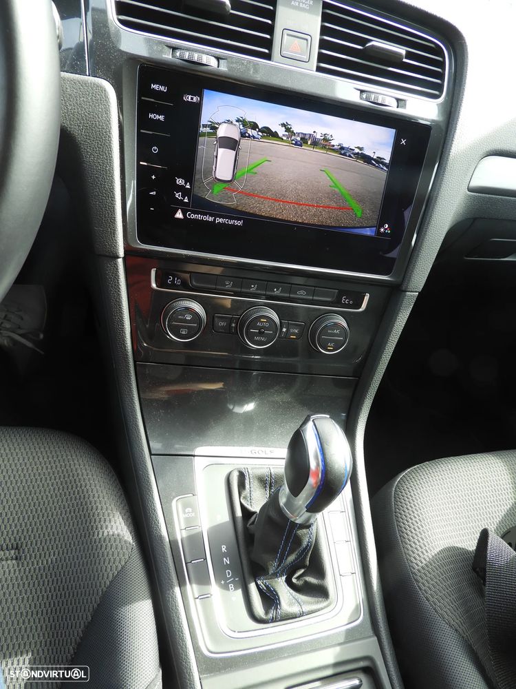 VW e-Golf AC/DC - 11