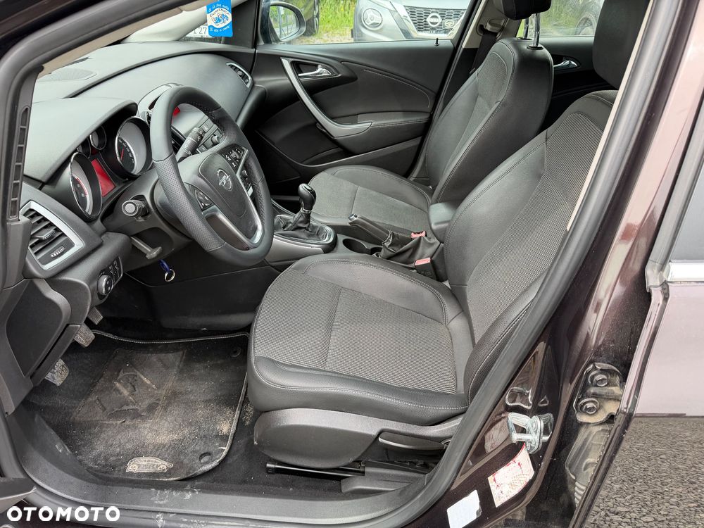 Opel Astra ver-1-4-turbo - 28