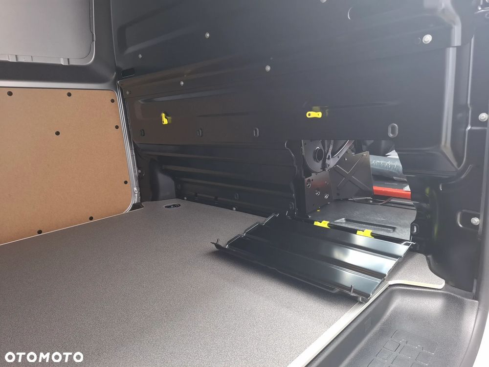 Toyota Proace - 21