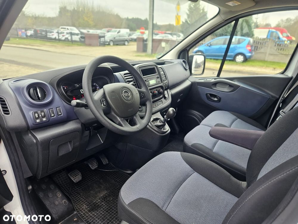 Opel VIVARO - 8