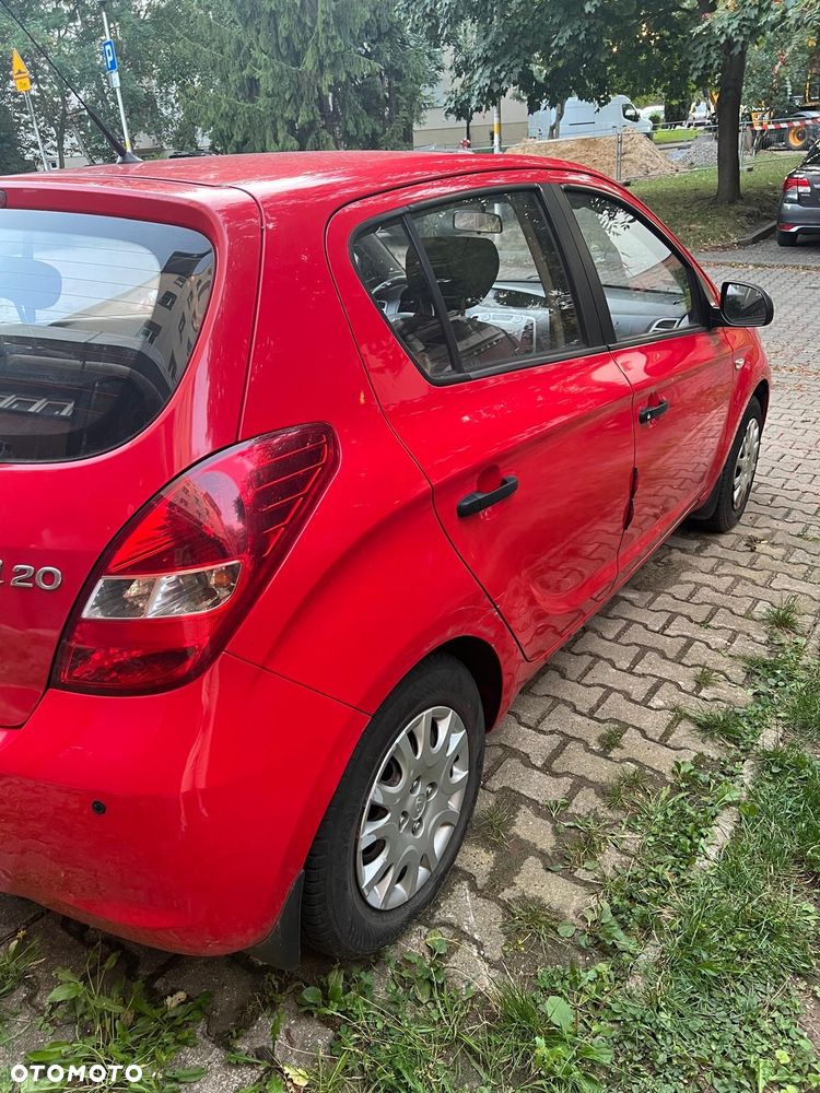 Hyundai i20 1.2 Classic + - 3
