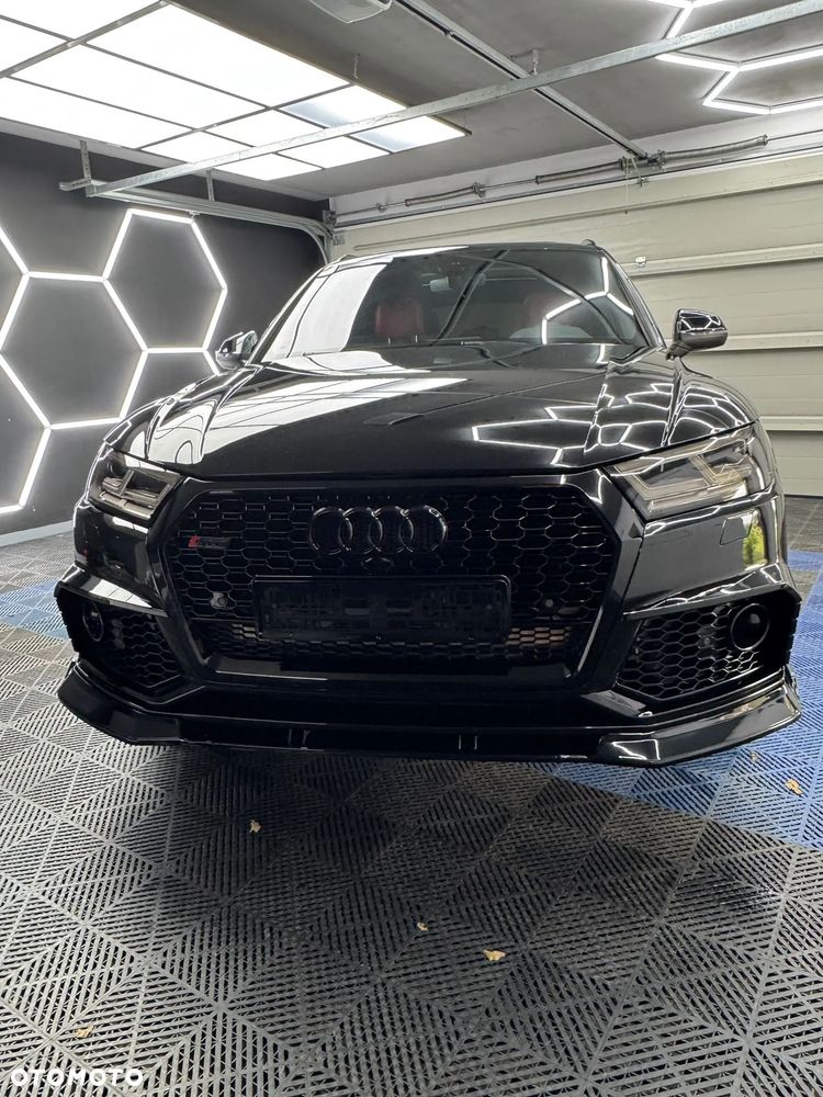 Audi SQ5 - 2