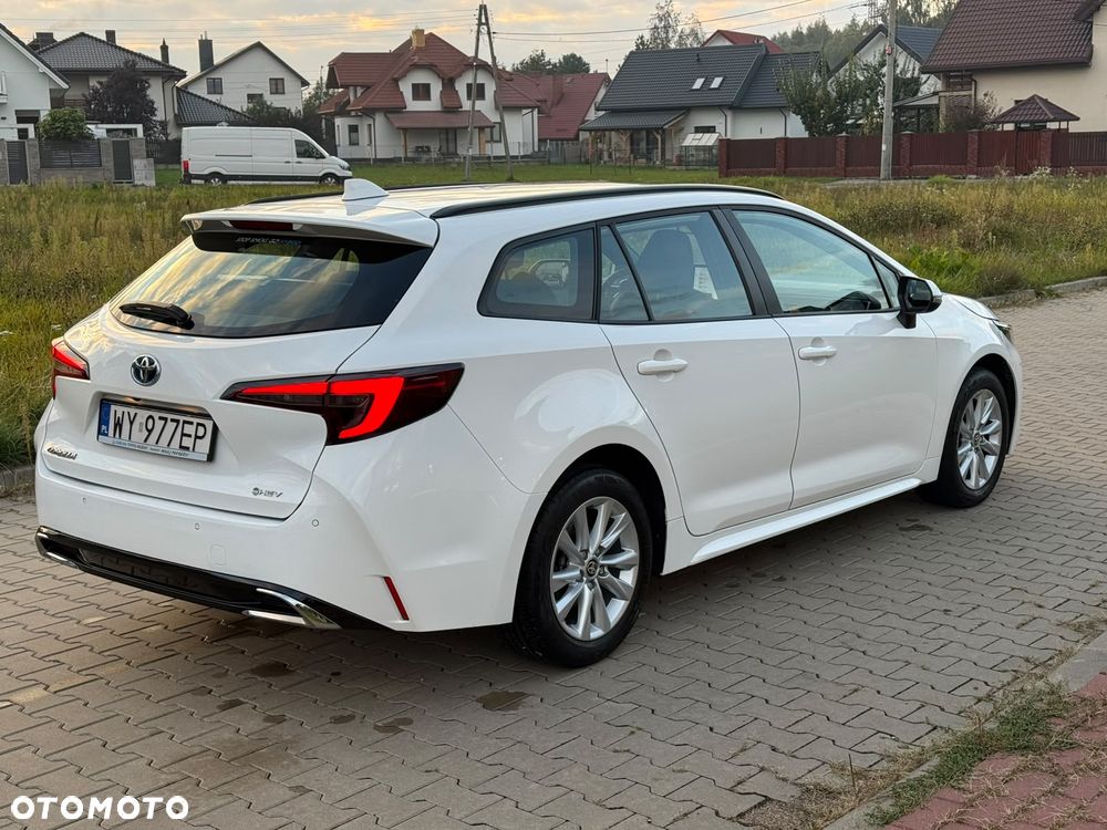 Toyota Corolla 1.8 Hybrid Comfort - 5