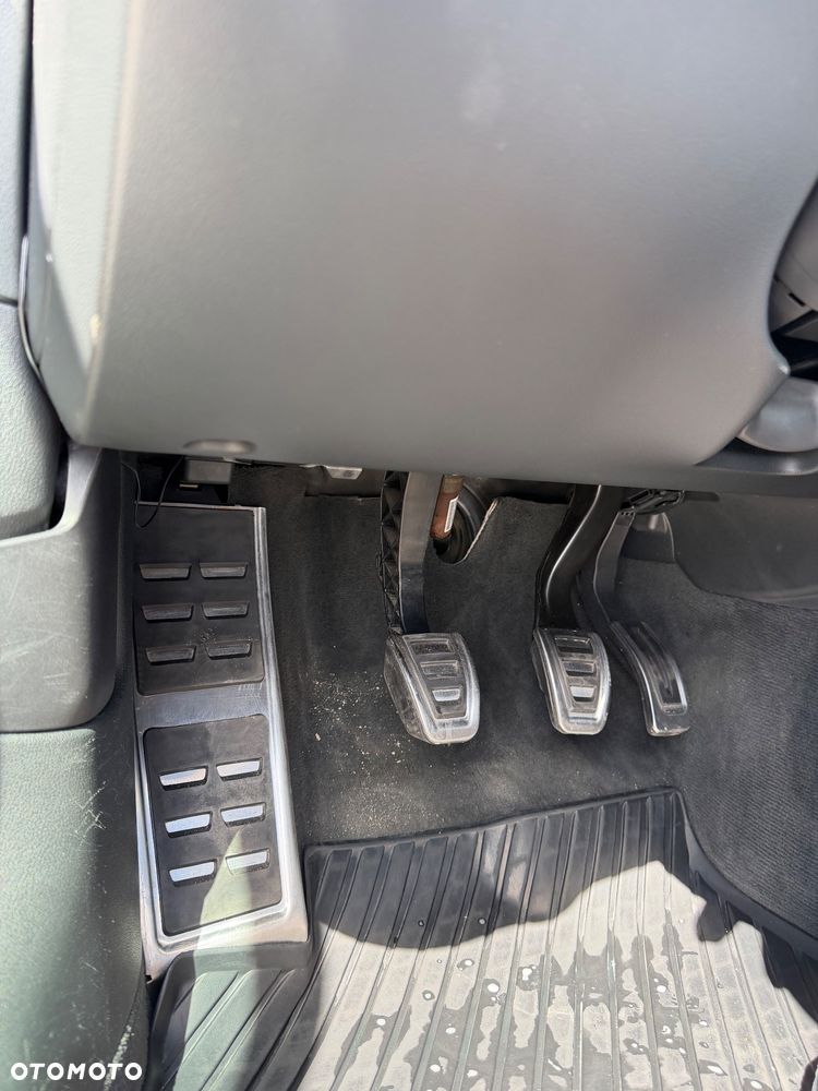 Audi A4 Avant 2.0 TDI - 18