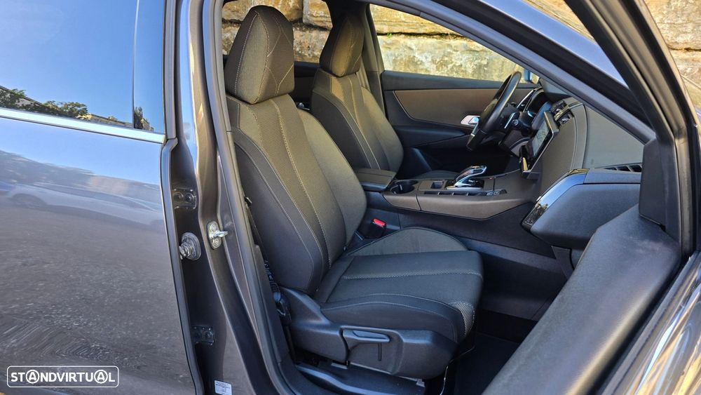 DS DS7 Crossback - 44
