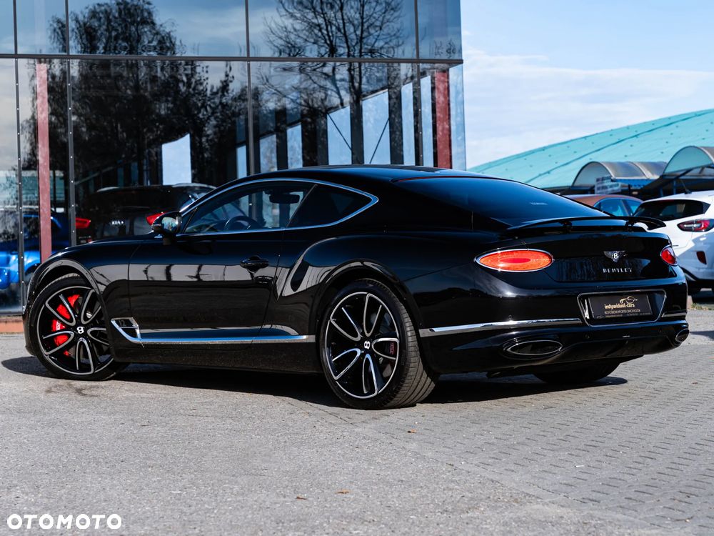 Bentley Continental GT - 11