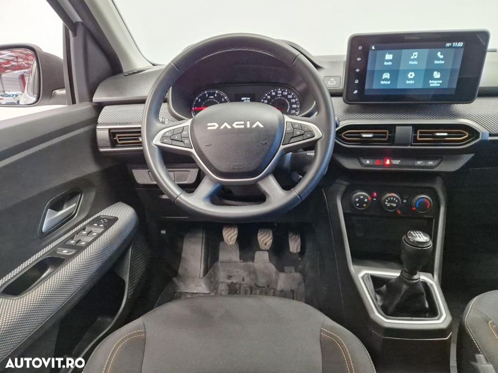 Dacia Sandero - 5