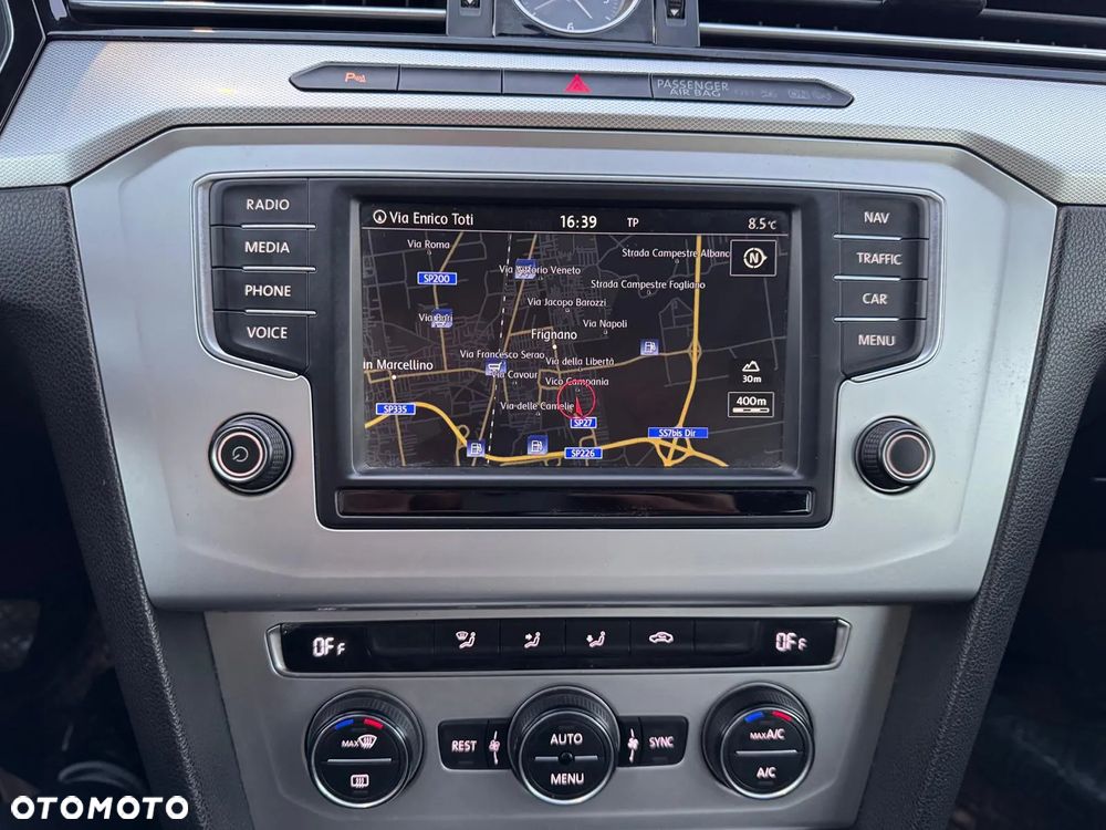 Volkswagen Passat Variant 1.6 TDI (BlueMotion Technology) Comfortline - 21