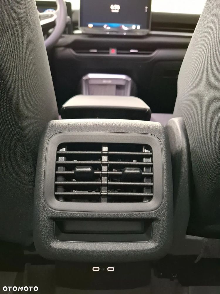 Volkswagen T-Roc 1.5 eTSI Life DSG - 15