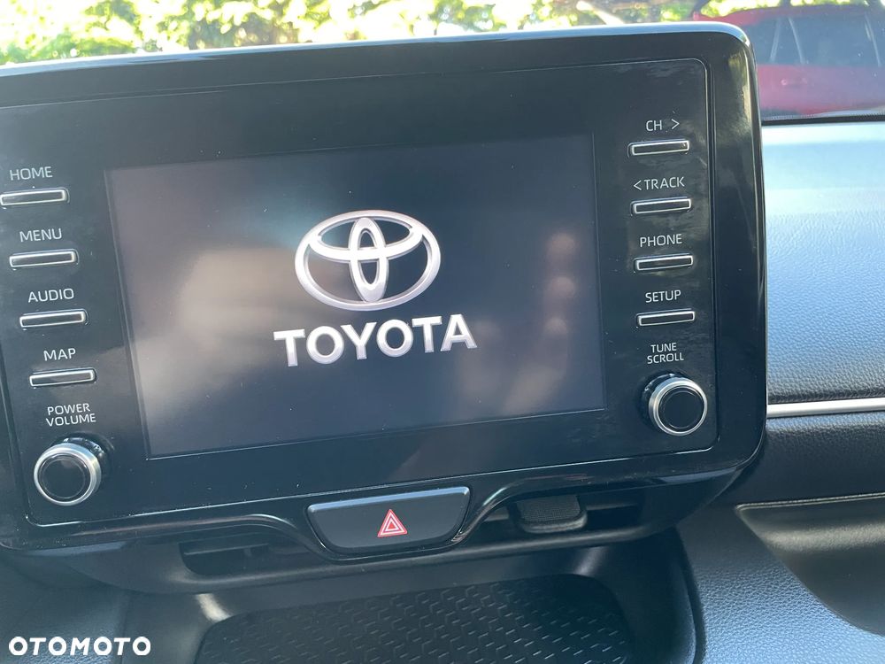 Toyota Yaris - 22
