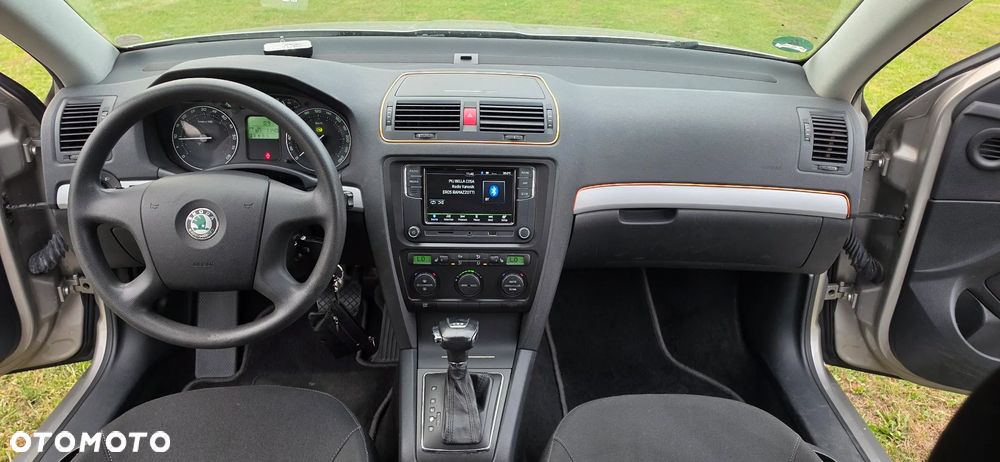 Skoda Octavia 1.9 TDI Elegance DSG - 16