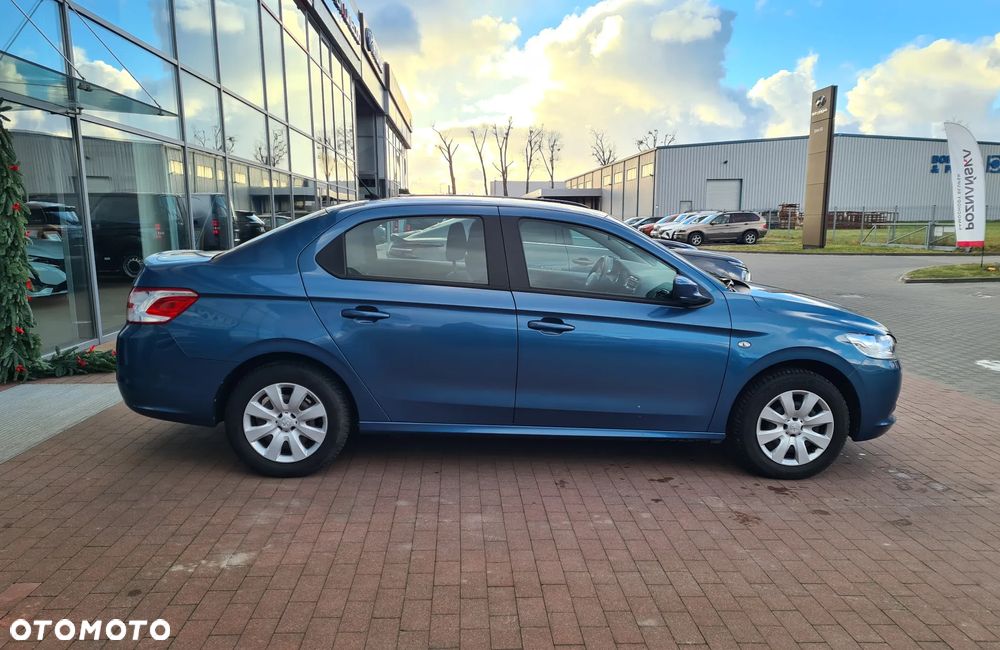 Peugeot 301 1.2 Pure Tech Access - 4