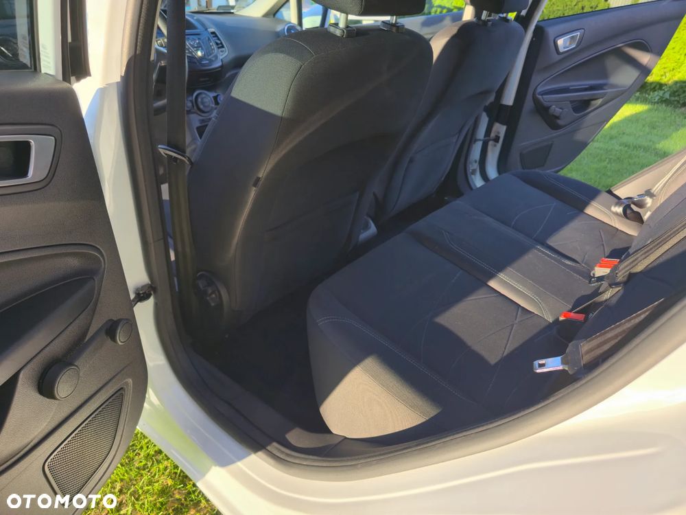 Ford Fiesta 1.25 Ambiente - 11