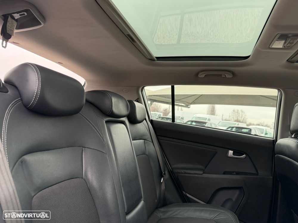 Kia Sportage 1.7 CRDI ISG TX Navi - 15